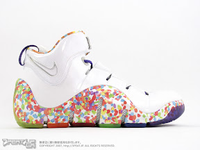 New eye-candy pics of the ZLIV Family Size PE aka Fruity Pebbles | NIKE LEBRON - LeBron James Shoes
