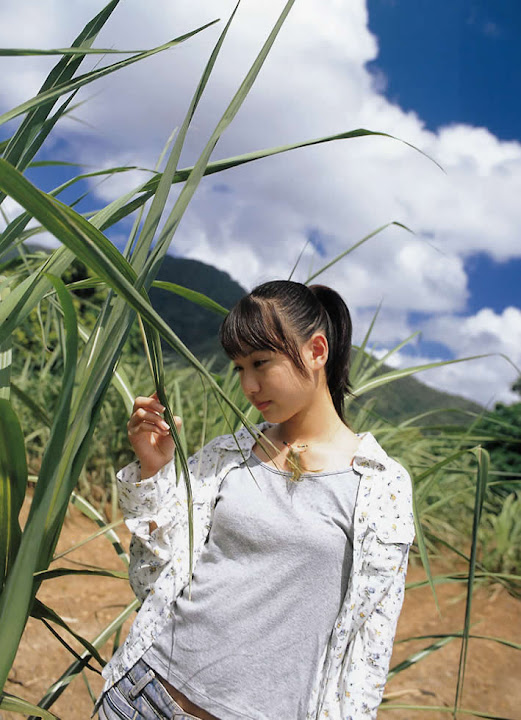 Erika Toda ErikaToda_nature_12.jpg Nature -  http://ahotgirl.blogspot.com | http://gallery.henku.info